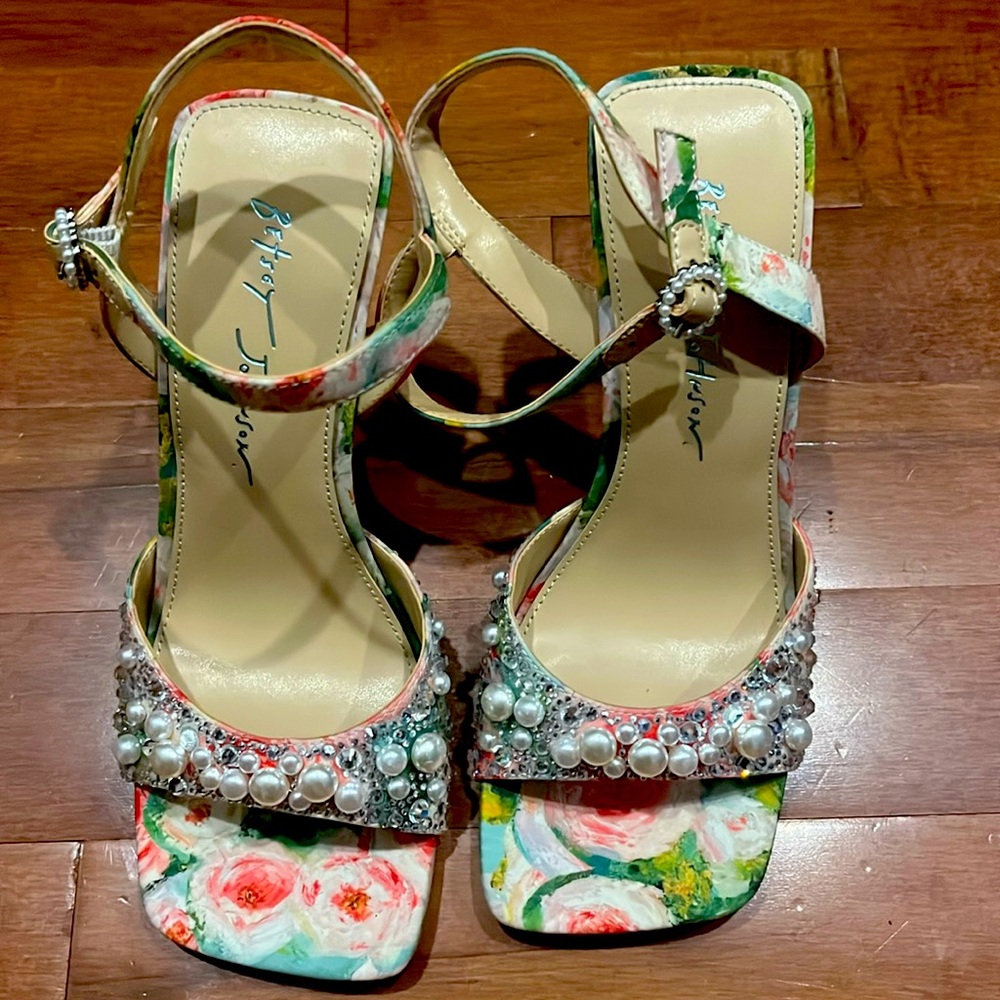 Betsy Johnson Platform Dress Sandals